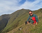 22 La lunga bella panoramica cresta di salita per il Pizzo Baciamorti 